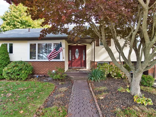 398 John St, New Bedford, MA 02740