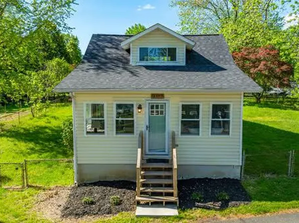 3909 Old Bayside Rd, Chesapeake Beach, MD 20732