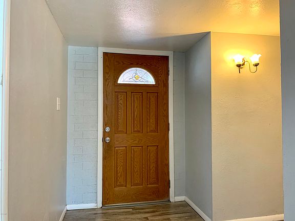 2nd image of 3018 N 39th Dr