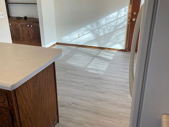 3rd image of 2786 Lyman Ln