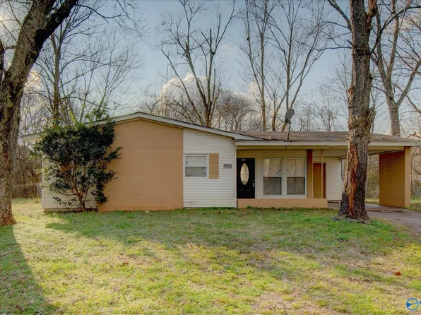 2253 Flippin Cir NW, Huntsville, AL 35810