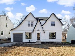 7316 Charlotte St, Kansas City, MO 64131