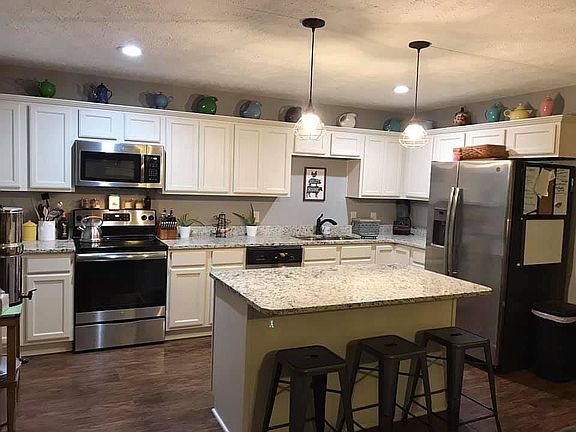 2nd image of 6720 Polk Ln