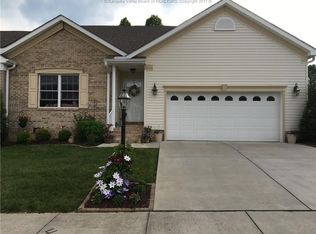 66 Lexus Dr, Hurricane, WV 25526