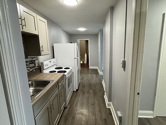 2nd image of 176 W Manheim St #11440024
