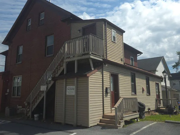 28 S Poplar St APT 201, Elizabethtown, PA 17022