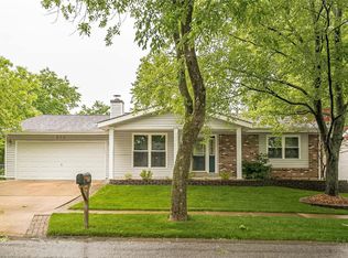 276 Aspen Village Dr, Ballwin, MO