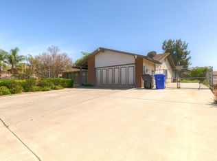 8676 Chifney Ln, Riverside, CA 92509