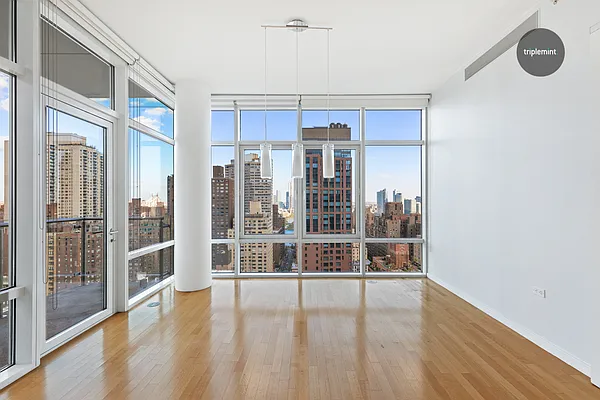 Rented by Triplemint | media 33