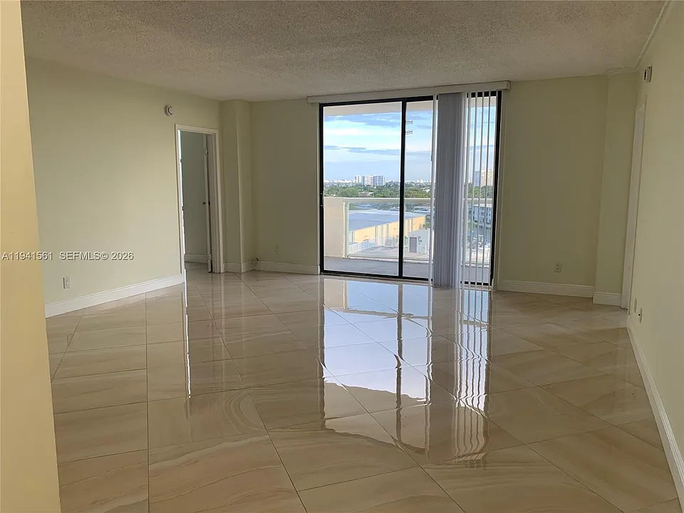 13499 Biscayne Blvd #710