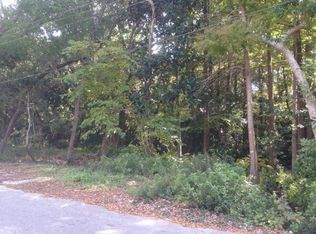 9 Roundabend Rd, Shalimar, FL 32579