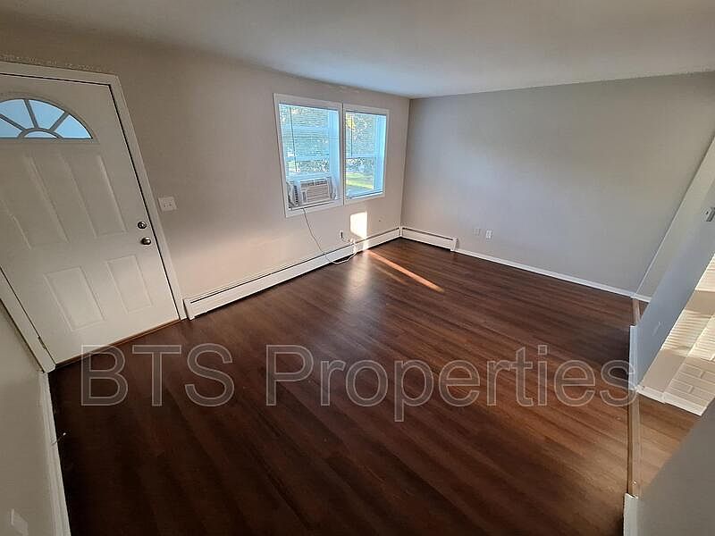 305 North Pleasant View Street 2 305 N Pleasant View St Elmwood, IL