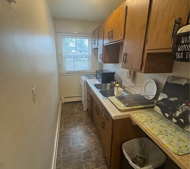 2082 Como Ave — Photo 7