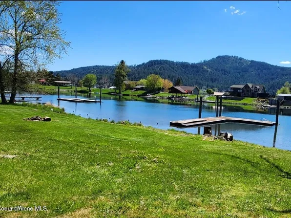 874 Cottonwood Dr, Saint Maries, ID 83861