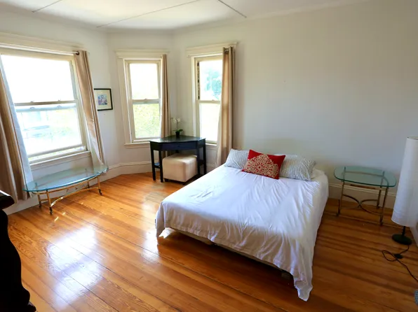 124 Forest St #2, Medford, MA 02155