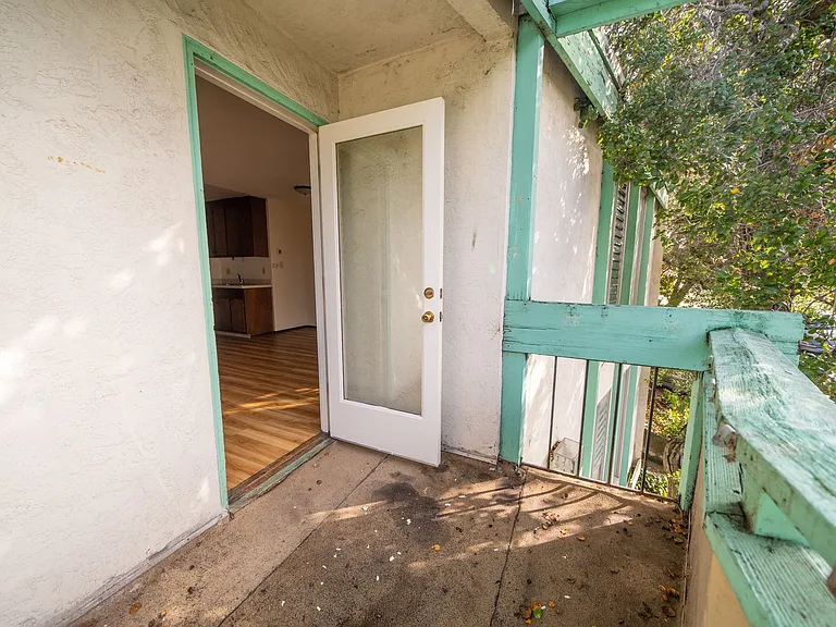 110 Frisbie Street — Photo 10