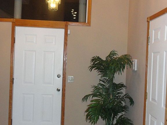 Large open Entry Room