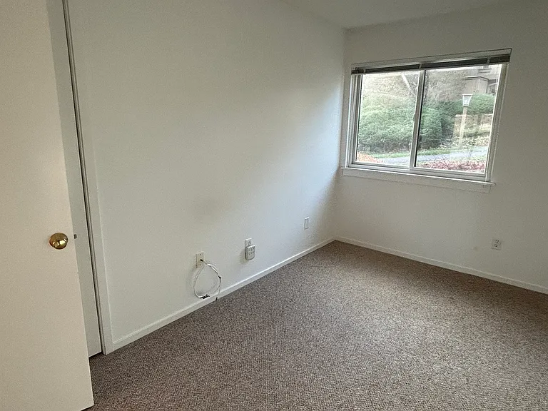 419B Heritage Vlg — Photo 32