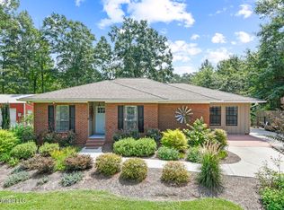 903 Border Ave W, Wiggins, MS 39577