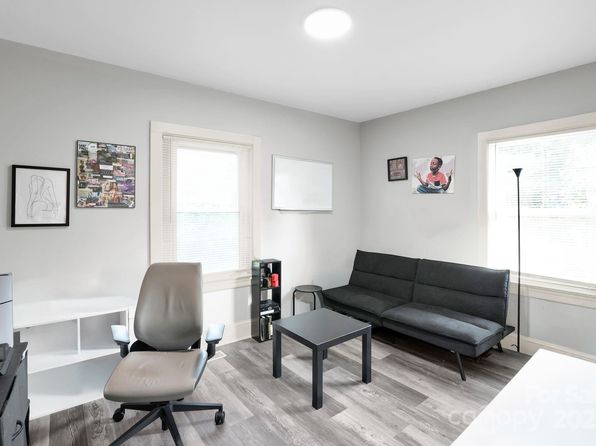 charlotte-north-carolina-299900202 picture