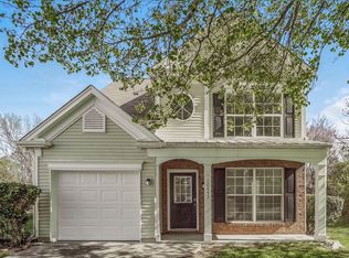 10453 Roundleaf Dr, Charlotte, NC 28213