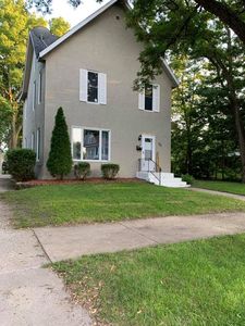 721 6th St NW, Faribault, MN, 55021