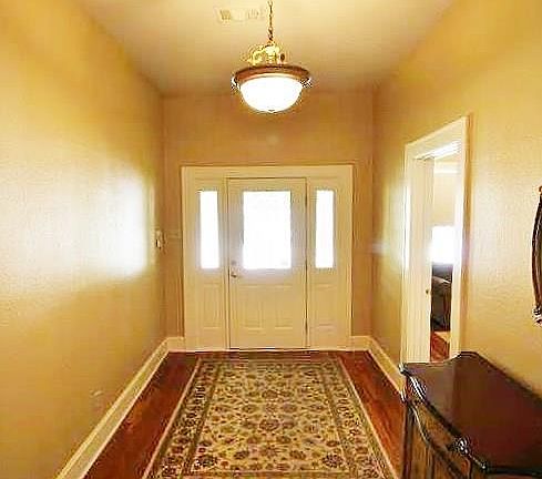 5th image of 504 N Jackson St
