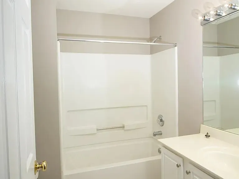 5142 Manerdale Dr SE — Photo 11