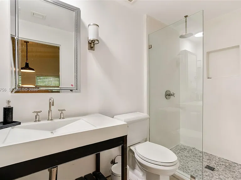 270 Island Dr — Photo 15
