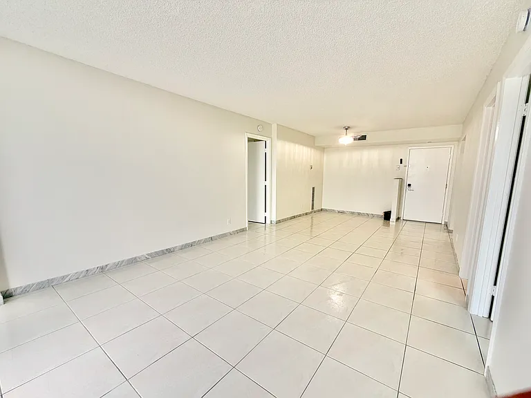 531 N Ocean Blvd #805 — Photo 8