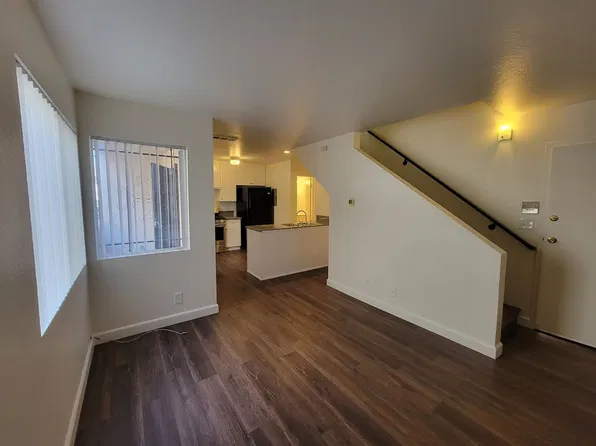 453 W 7th St #4-7, Long Beach, CA 90813