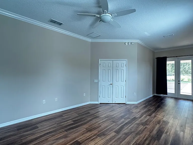 8821 SW 82nd Court Rd — Photo 5
