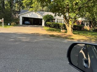 731 Smithstone Rd SE, Marietta, GA 30067