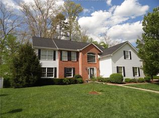 6314 Highland Dr, Huntington, WV 25705