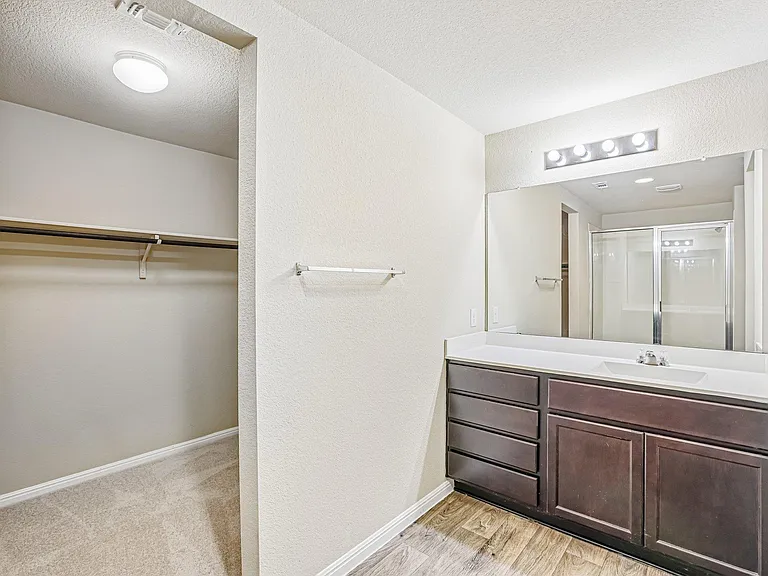 10604 Menominee Falls Ln — Photo 20