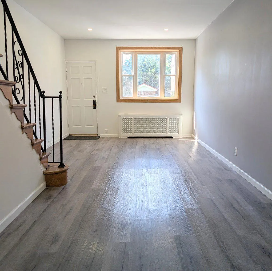 3 bed, 1.0 bath, 1268 sqft, $1,700 — Photo 4