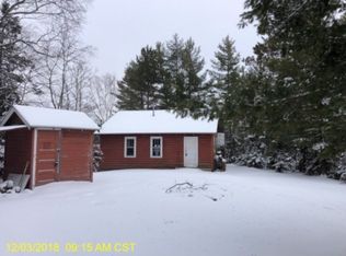 6428 Twin Cove Ln, Land O Lakes, WI 54540