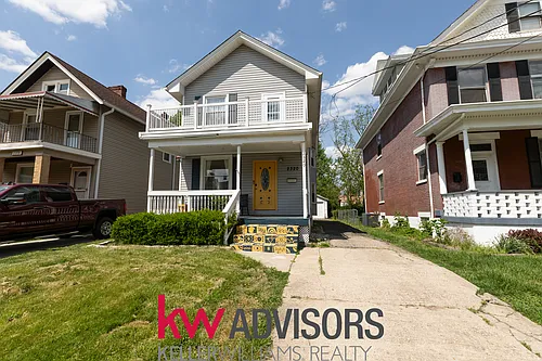 2320 Kenilworth Ave Photo 1