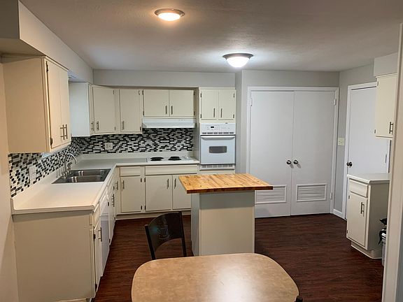 5th image of 812 Hile Ln
