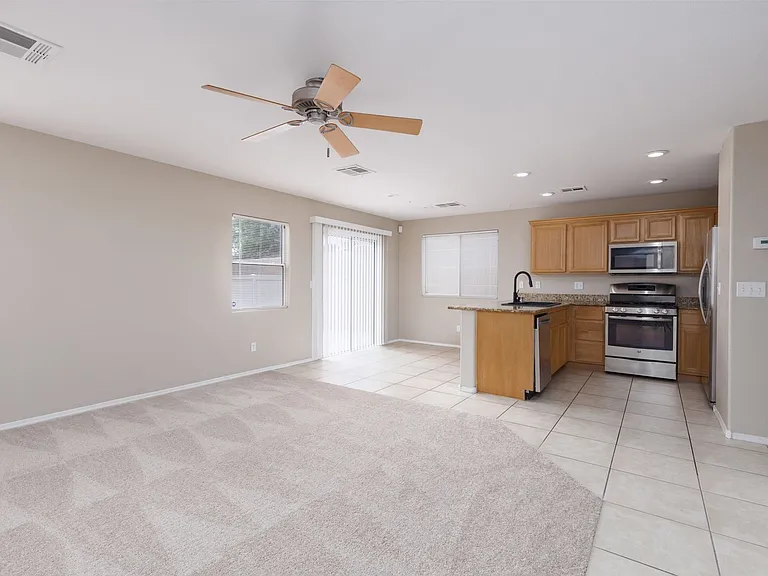 791 Sunrise Crossing St — Photo 6