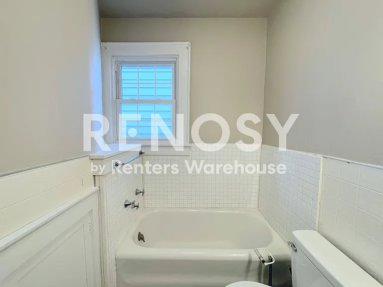 210 Hardy Ave — Photo 18