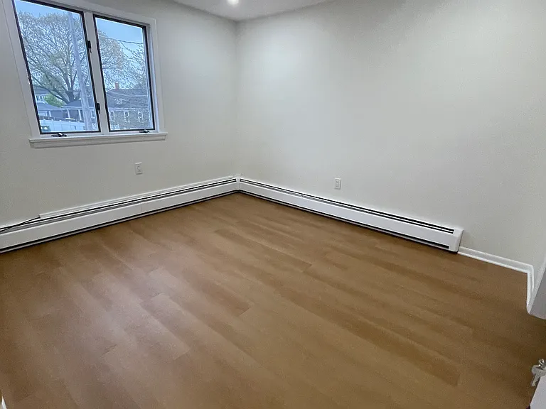 5 Hanover Ave #1 — Photo 8