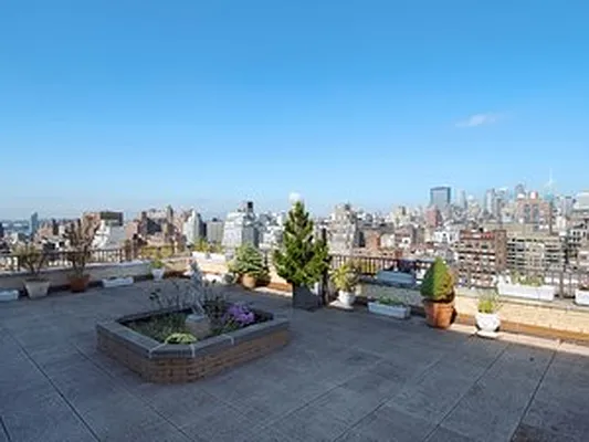 Sold by Corcoran | media 5