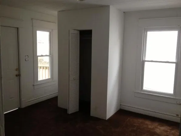 832 W 27th St APT 3, Norfolk, VA 23517