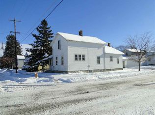 357 W 8th Ave, Oshkosh, WI 54902