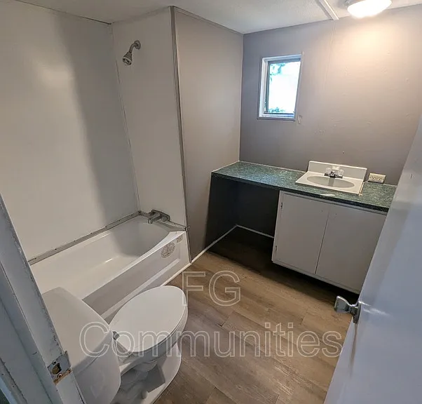 1904 N William St #5 — Photo 8