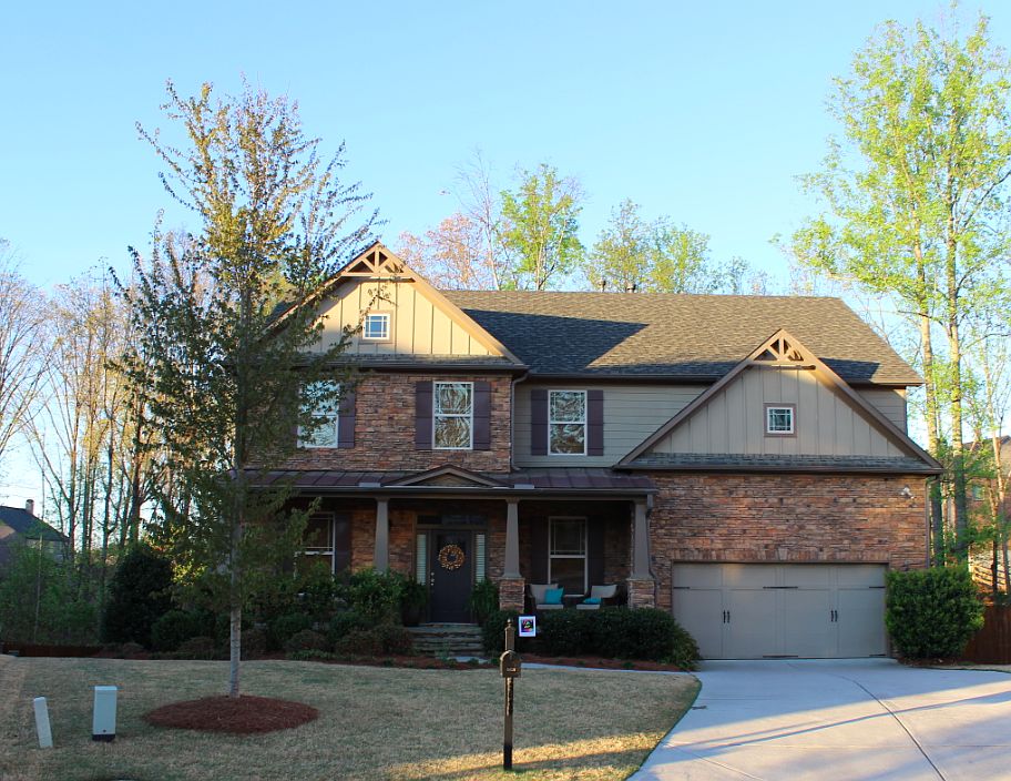 Quiet Family Friendly Cul-de-sac lot 