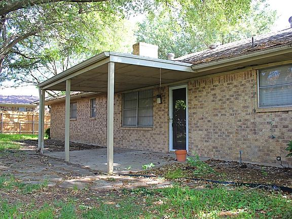 5th image of 3440 Glenmont Dr