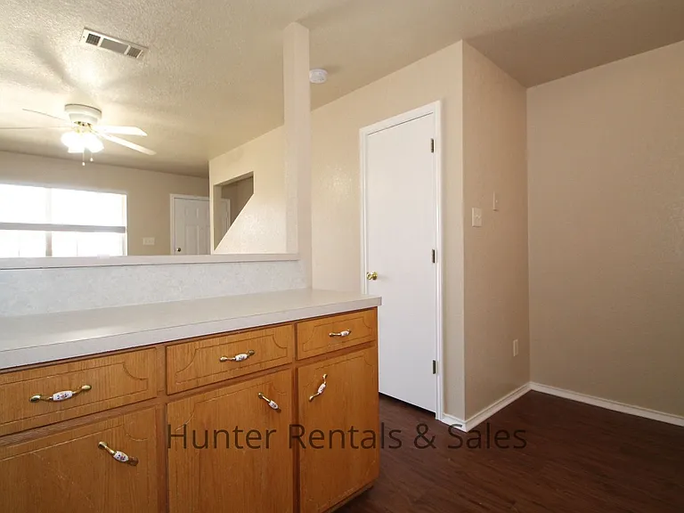 4206B Deek Dr — Photo 5