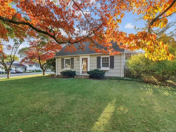 2225 Mill Plain Road, Fairfield, CT 06824